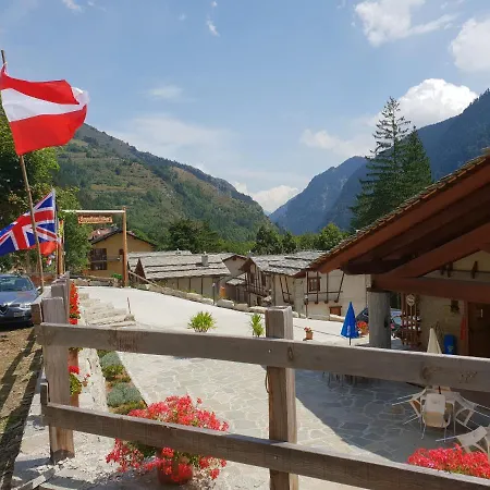 Villaggio Borgo Maira Chalet *