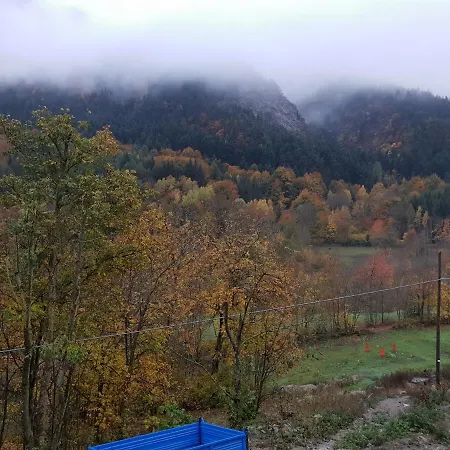 Domek alpejski Villaggio Borgo Maira