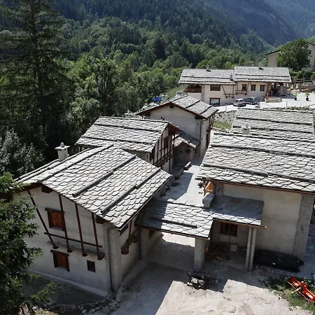 Villaggio Borgo Maira Chalet